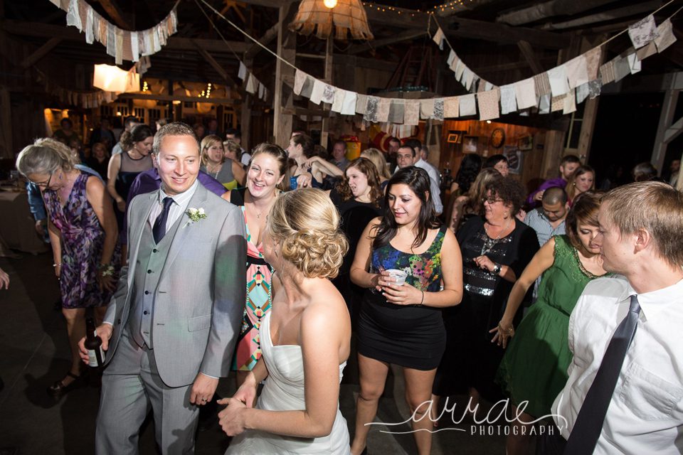 090_Millcreek barn wedding