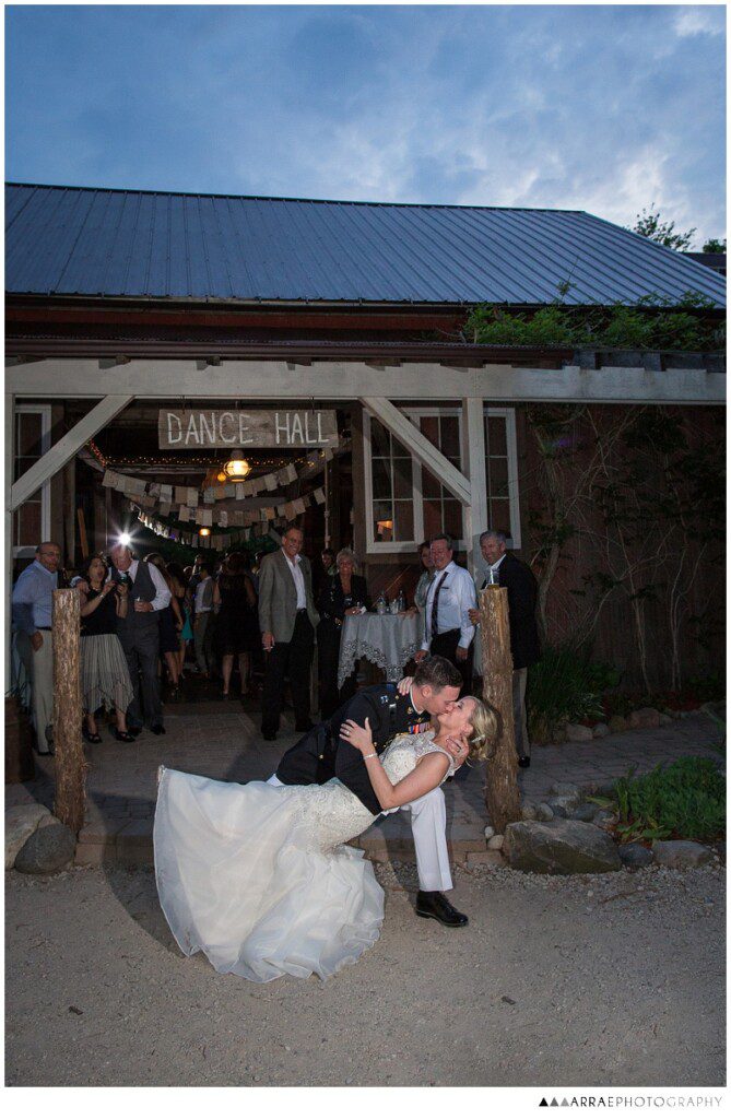 079_millcreek barn wedding photography