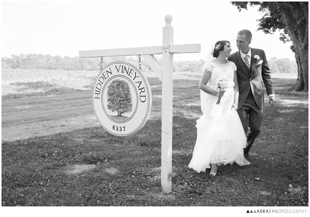 038_Hidden Vineyard Wedding Barn Photography